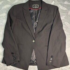 Elegant Black Blazer by